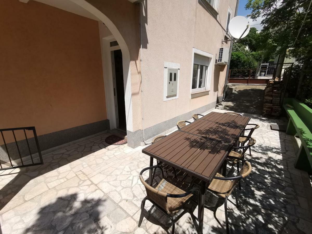 Apartment Bruno Crikvenica Buitenkant foto